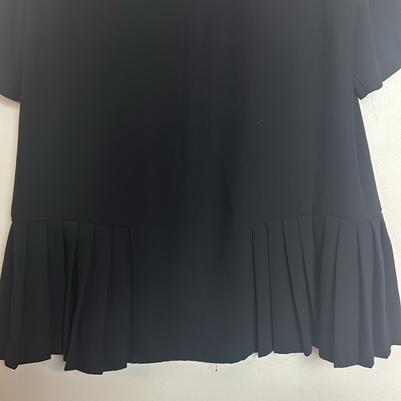 Zara Flowy Pleated Hem Peplum Style Crewneck Short Sleeve Black Blouse Top - Picture 8 of 9